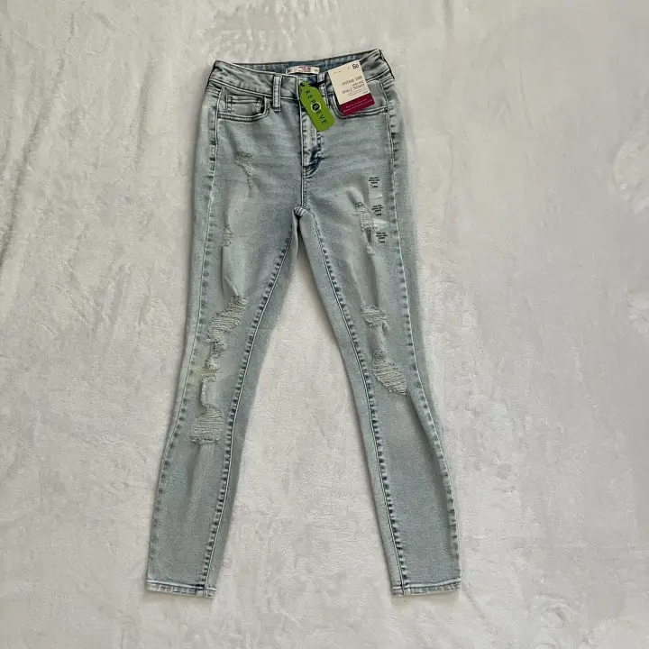 "Vintage Vibe" High-Rise Jeans